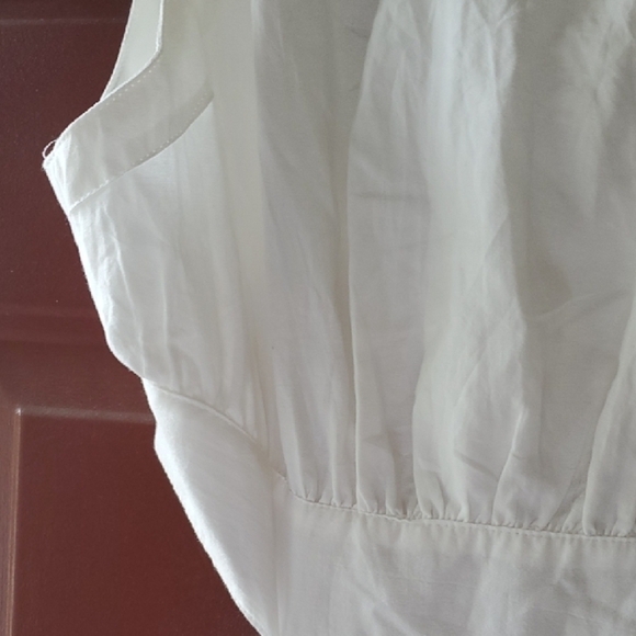 Chic White Sleeveless Maxi Dress - Picture 8 of 16